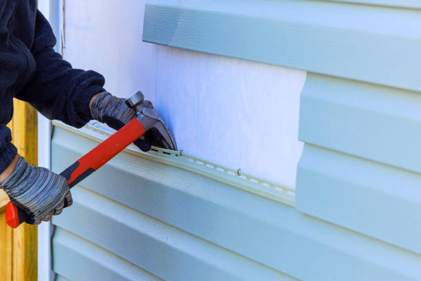 Reliable Siding Replacement contractor in East Flat Rock, NC by Creative Siding